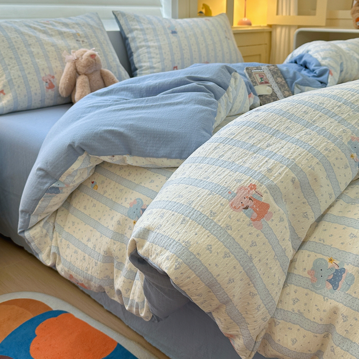 91家纺网 家纺一手货源 找家纺 水墨江南 2025新款云感双层纱印花四件套 绒绒象