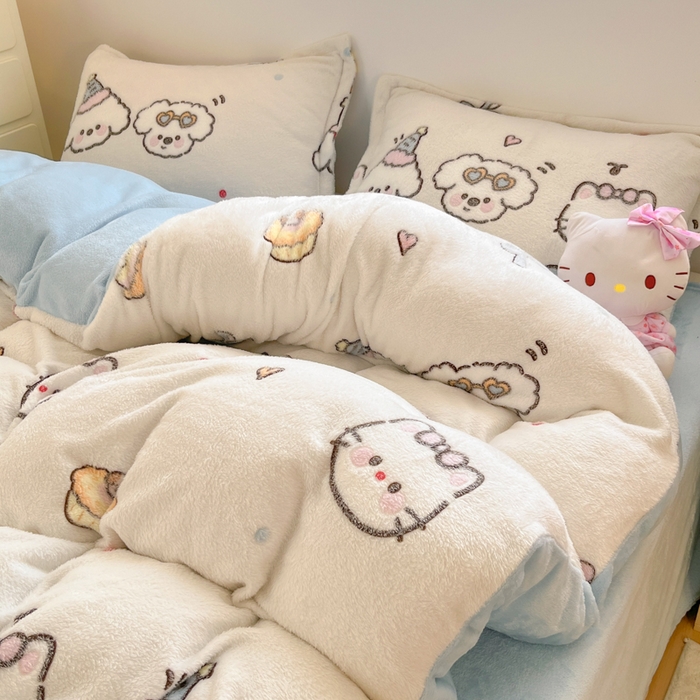 91家纺网 家纺一手货源 找家纺 川悦生活 2025新款立体雪花绒印花大床四件套系列二场景一 快乐派对