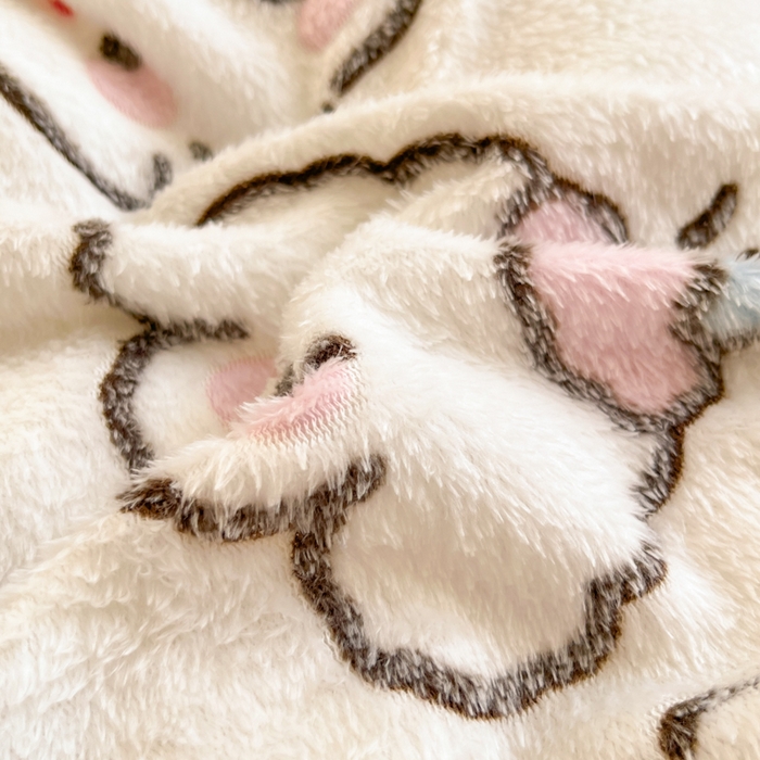 91家纺网 家纺一手货源 找家纺 川悦生活 2025新款立体雪花绒印花大床四件套系列二场景一 快乐派对