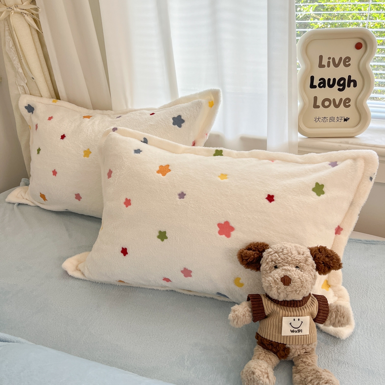 91家纺网 家纺一手货源 找家纺 川悦生活 2025新款立体雪花绒印花大床四件套系列二场景一 奶昔星星