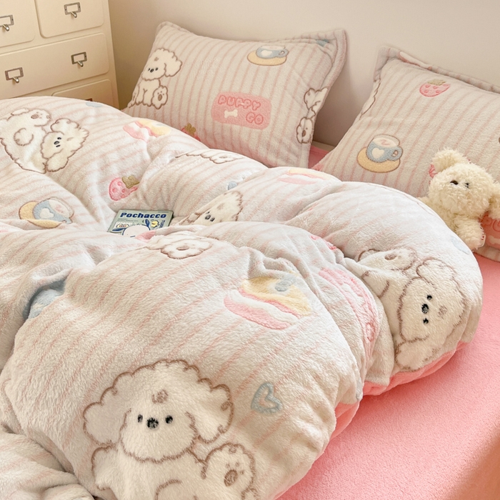 91家纺网 家纺一手货源 找家纺 川悦生活 2025新款立体雪花绒印花大床四件套系列二场景一 奶云蛋糕