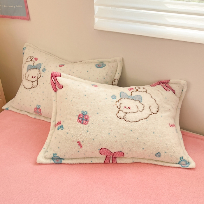 91家纺网 家纺一手货源 找家纺 川悦生活 2025新款立体雪花绒印花大床四件套系列二场景一 幸福奶旺