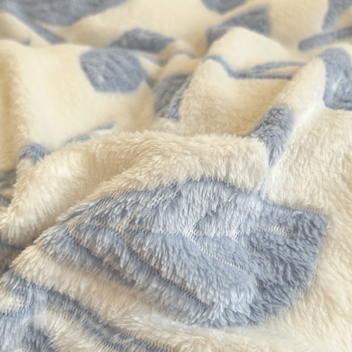 91家纺网 家纺一手货源 找家纺 川悦生活 2025新款立体雪花绒印花大床四件套系列二场景一 月桂-蓝