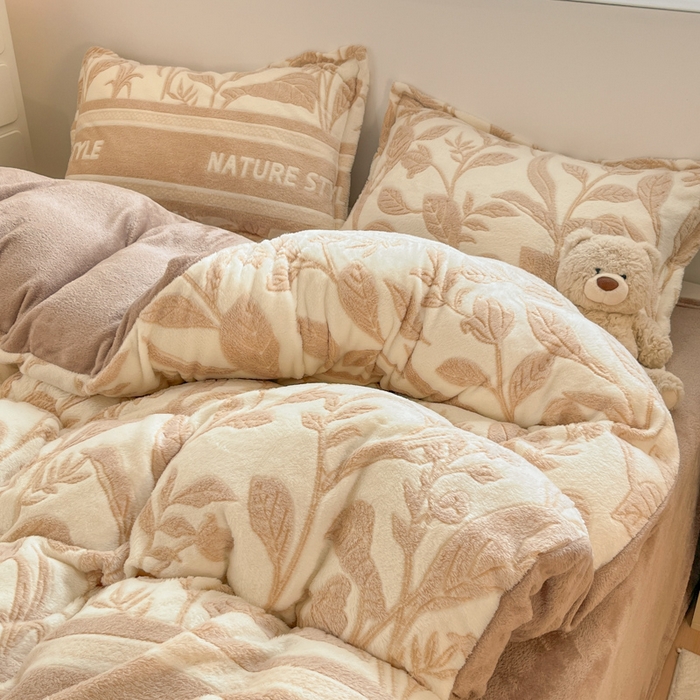 91家纺网 家纺一手货源 找家纺 川悦生活 2025新款立体雪花绒印花大床四件套系列二场景一 月桂-浅咖