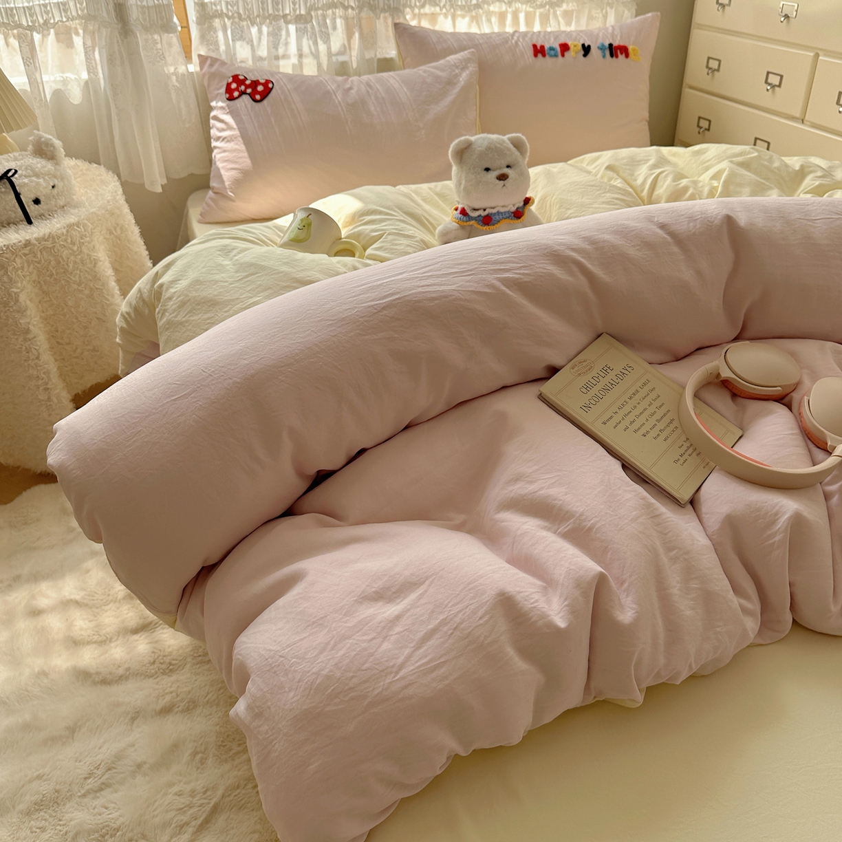 91家纺网 家纺一手货源 找家纺 盼季家纺 2025年A类毛巾绣水洗棉床上用品四件套学生宿舍床单被套三件套（含买家秀） 毛巾绣-小兔蝴蝶结