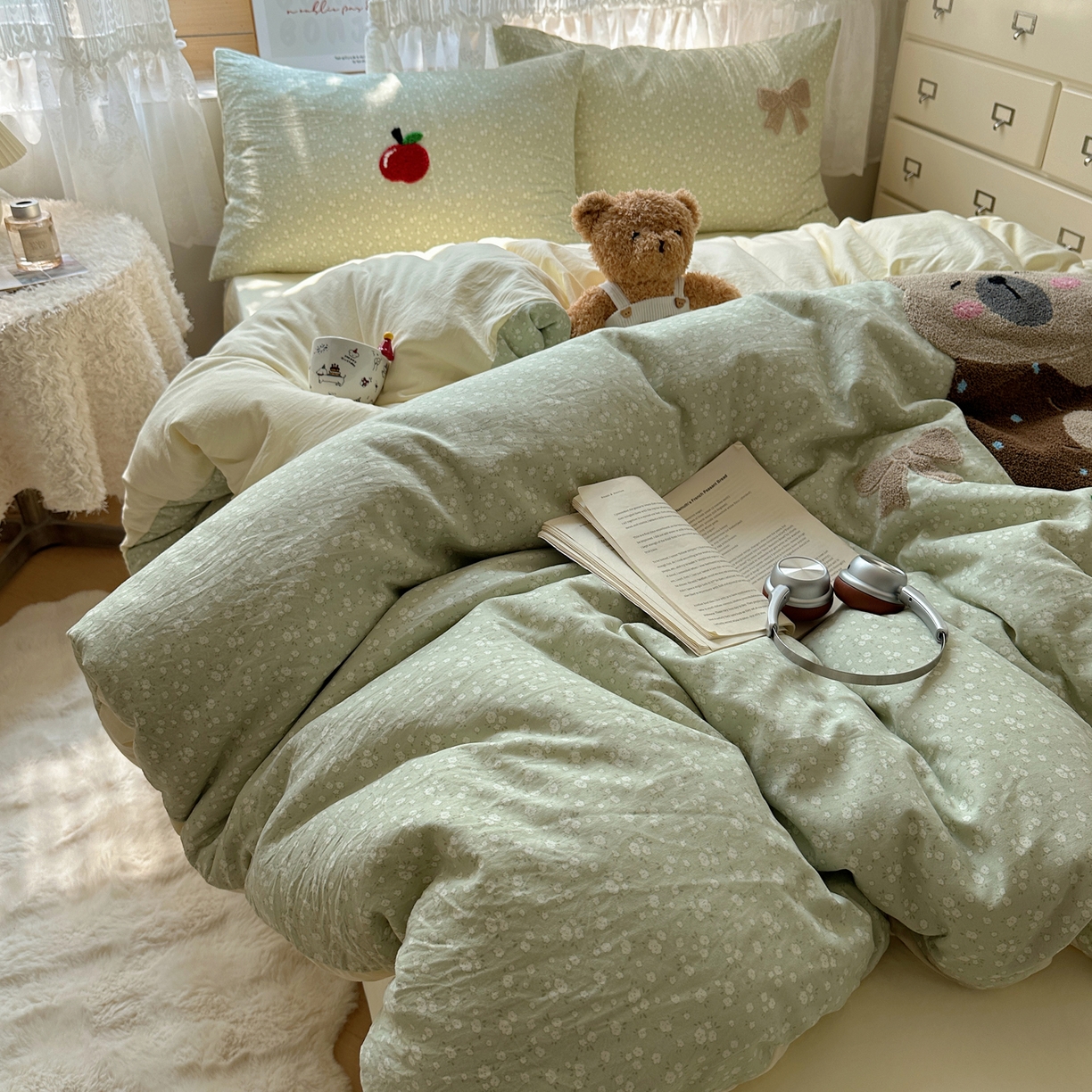 91家纺网 家纺一手货源 找家纺 盼季家纺 2025年A类毛巾绣水洗棉床上用品四件套学生宿舍床单被套三件套（含买家秀） 毛巾绣-懒懒熊