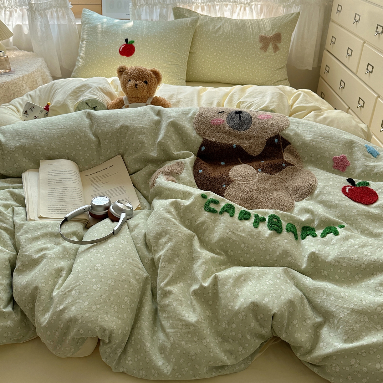 91家纺网 家纺一手货源 找家纺 盼季家纺 2025年A类毛巾绣水洗棉床上用品四件套学生宿舍床单被套三件套（含买家秀） 毛巾绣-懒懒熊