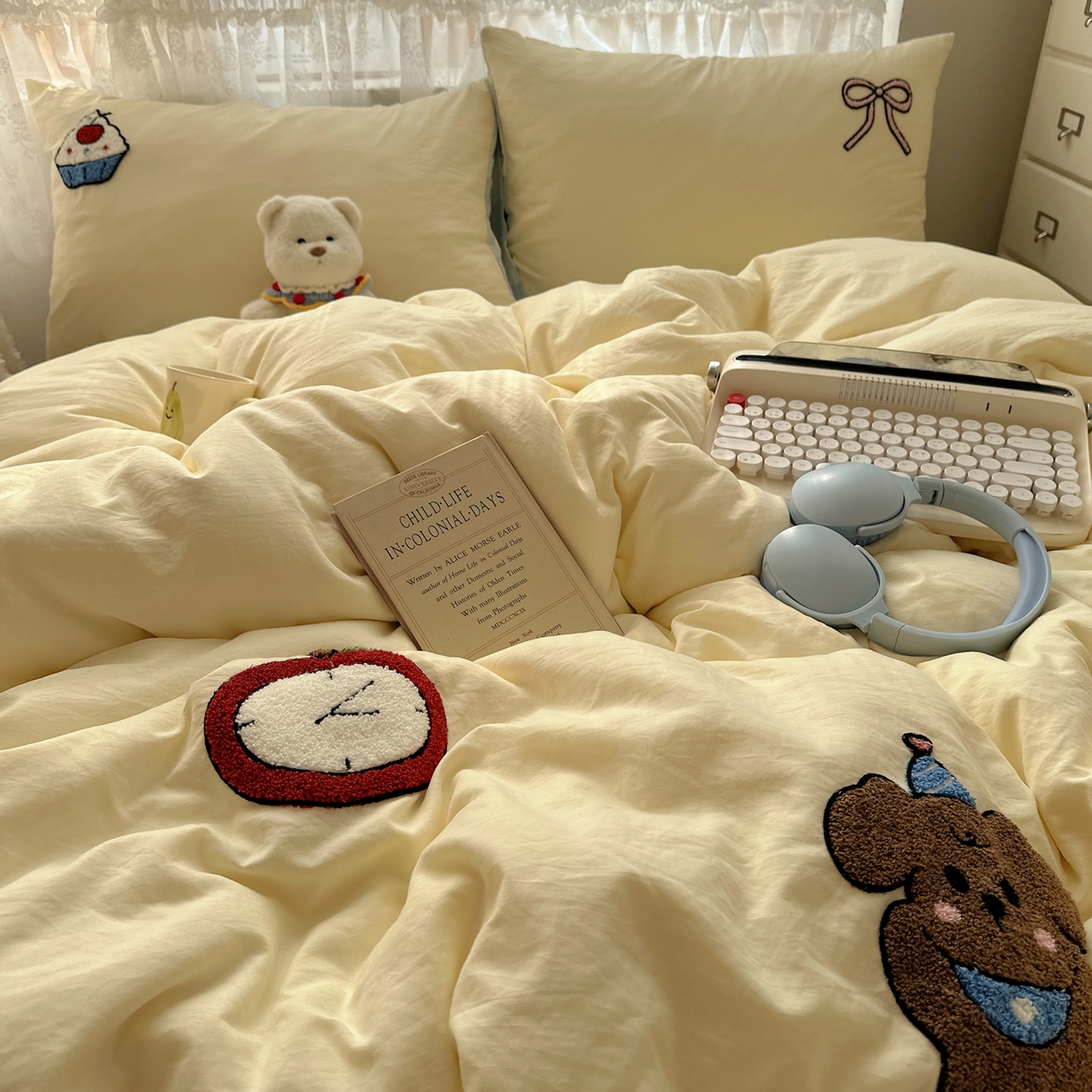 91家纺网 家纺一手货源 找家纺 盼季家纺 2025年A类毛巾绣水洗棉床上用品四件套学生宿舍床单被套三件套（含买家秀） 毛巾绣-蓝格丝带酱