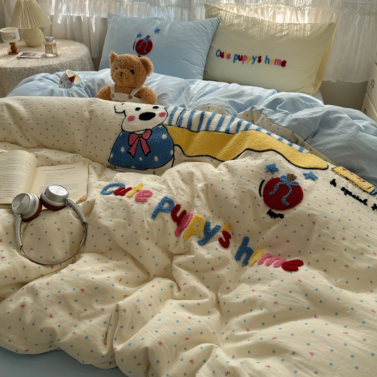 91家纺网 家纺一手货源 找家纺 盼季家纺 2025年A类毛巾绣水洗棉床上用品四件套学生宿舍床单被套三件套（含买家秀） 毛巾绣-沙发汪汪