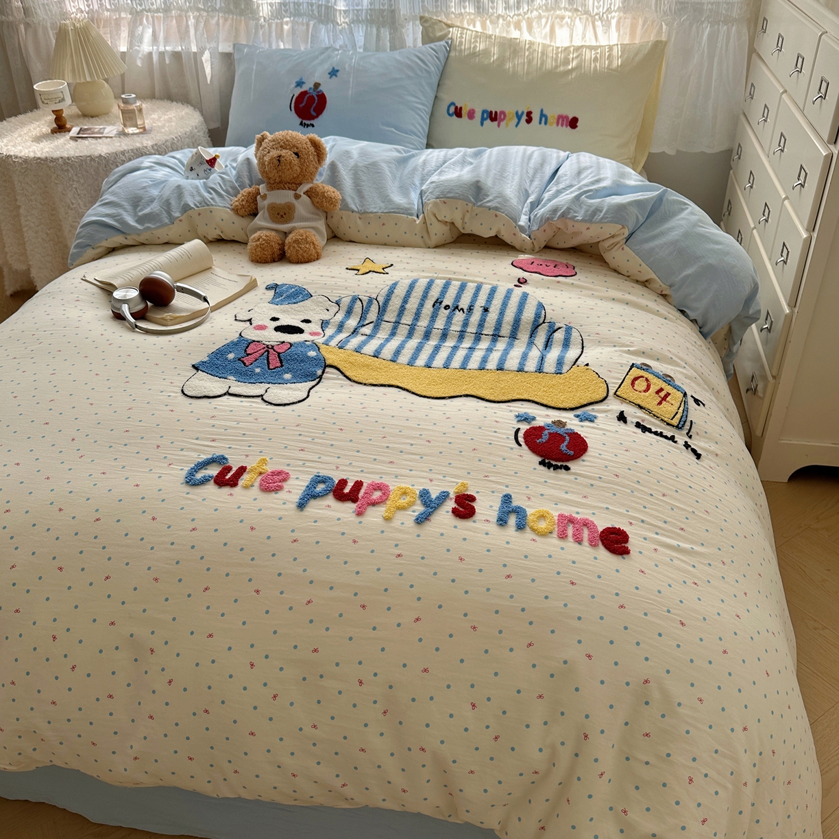 91家纺网 家纺一手货源 找家纺 盼季家纺 2025年A类毛巾绣水洗棉床上用品四件套学生宿舍床单被套三件套（含买家秀） 毛巾绣-沙发汪汪