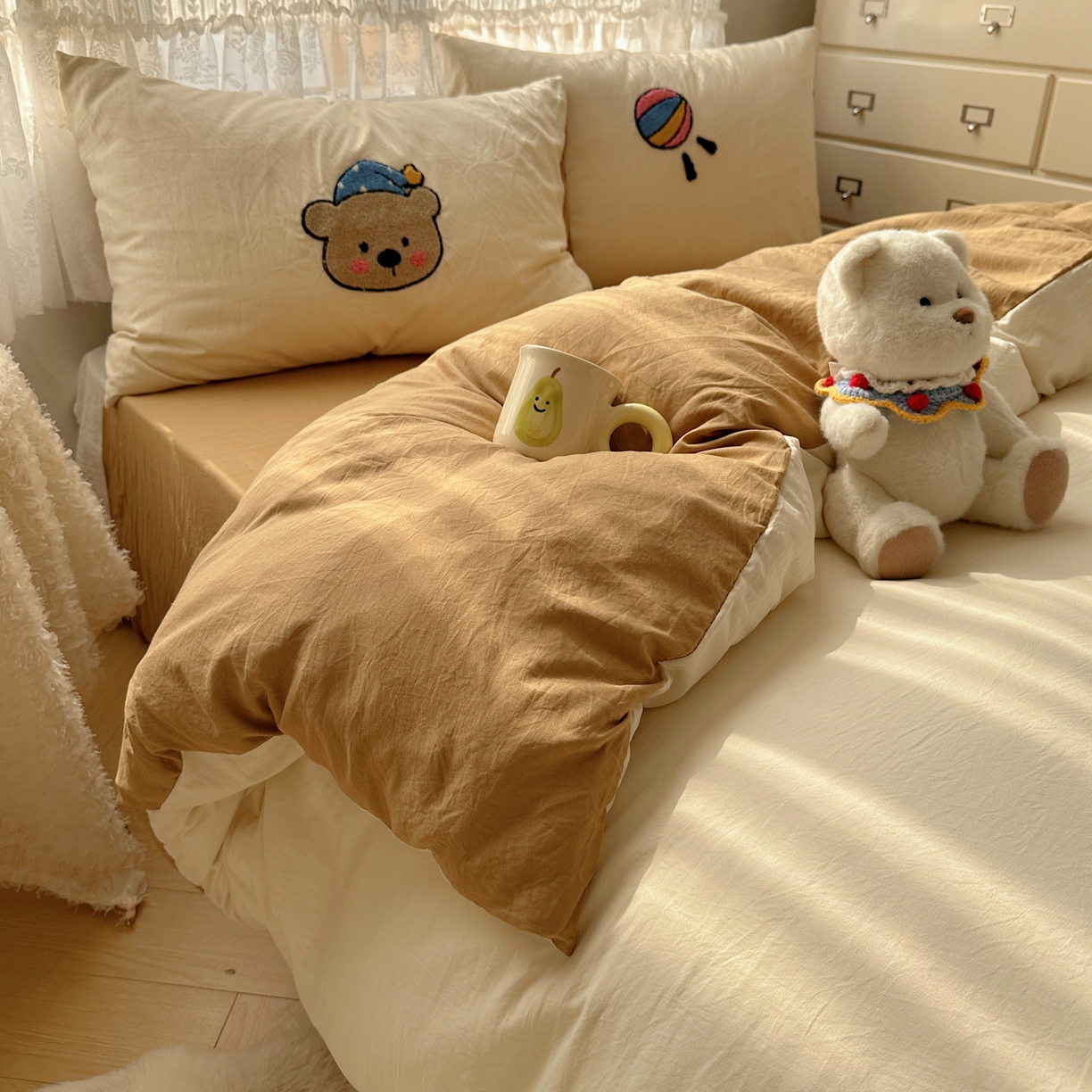 91家纺网 家纺一手货源 找家纺 盼季家纺 2025年A类毛巾绣水洗棉床上用品四件套学生宿舍床单被套三件套（含买家秀） 毛巾绣-足球宝贝