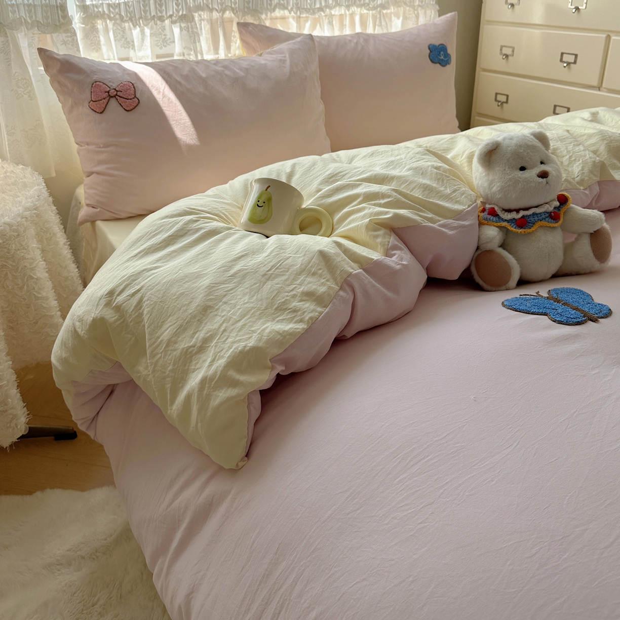 91家纺网 家纺一手货源 找家纺 盼季家纺 2025年A类毛巾绣水洗棉床上用品四件套学生宿舍床单被套三件套（含买家秀） 毛巾绣-小狗的家园