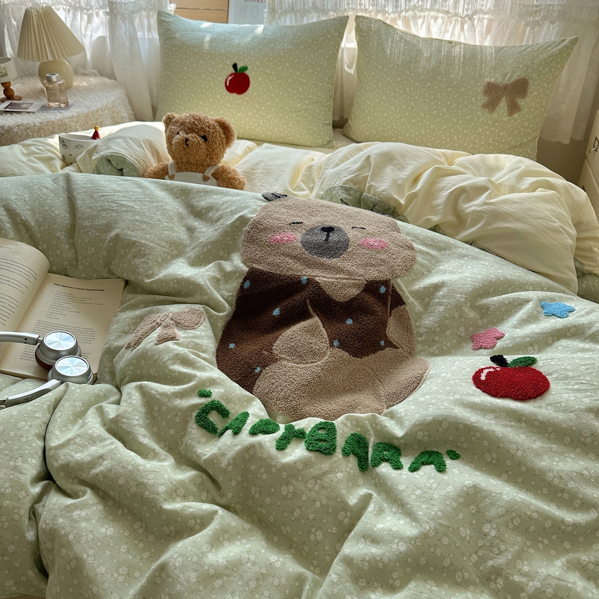 91家纺网 家纺一手货源 找家纺 盼季家纺 2025年A类毛巾绣水洗棉床上用品四件套学生宿舍床单被套三件套（含买家秀） 毛巾绣-懒懒熊