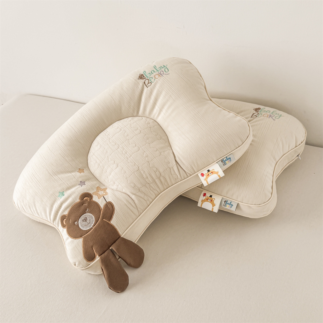 91家纺网 家纺一手货源 找家纺 麦肯锡 2025新款奶糖熊安抚儿童枕枕头枕芯 浅咖色