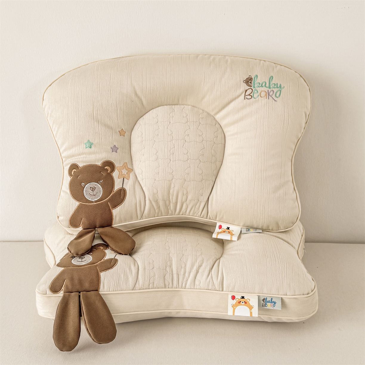 91家纺网 家纺一手货源 找家纺 麦肯锡 2025新款奶糖熊安抚儿童枕枕头枕芯 浅咖色