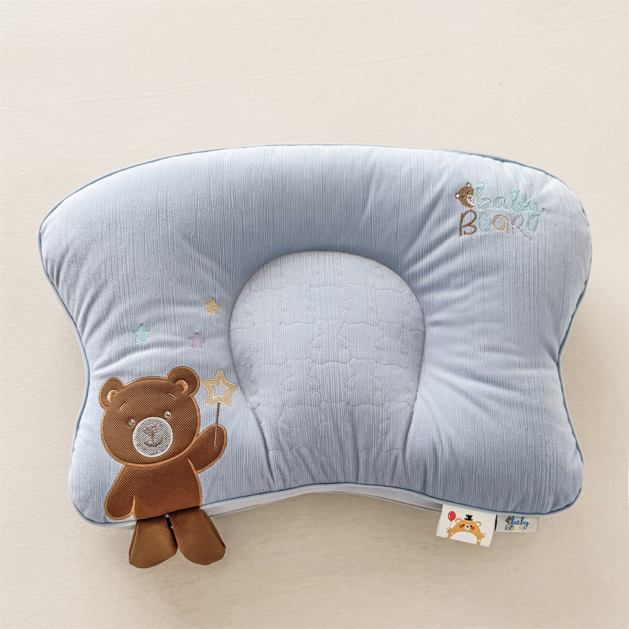 91家纺网 家纺一手货源 找家纺 麦肯锡 2025新款奶糖熊安抚儿童枕枕头枕芯 俏皮蓝