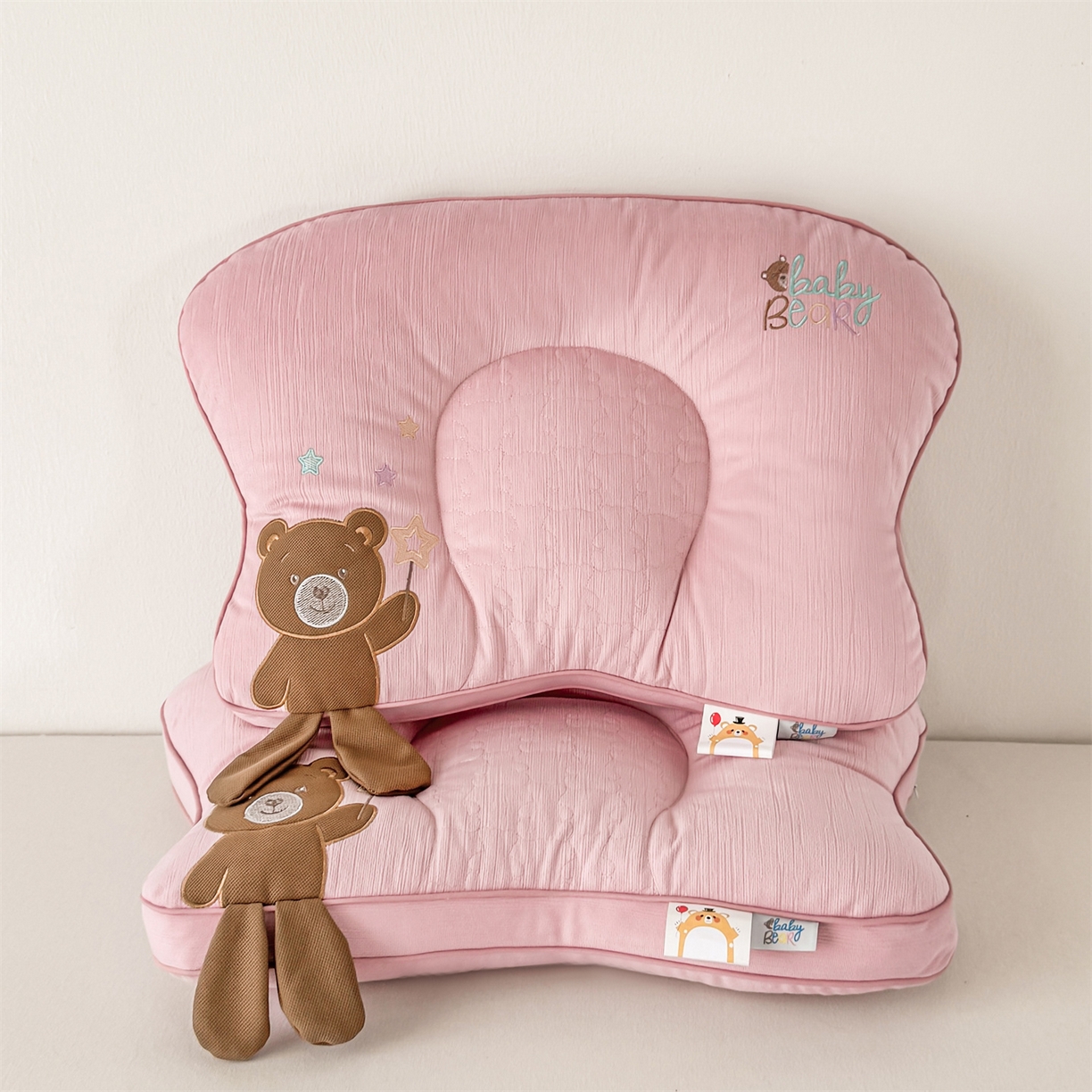 麦肯锡 2025新款奶糖熊安抚儿童枕枕头枕芯 甜心粉