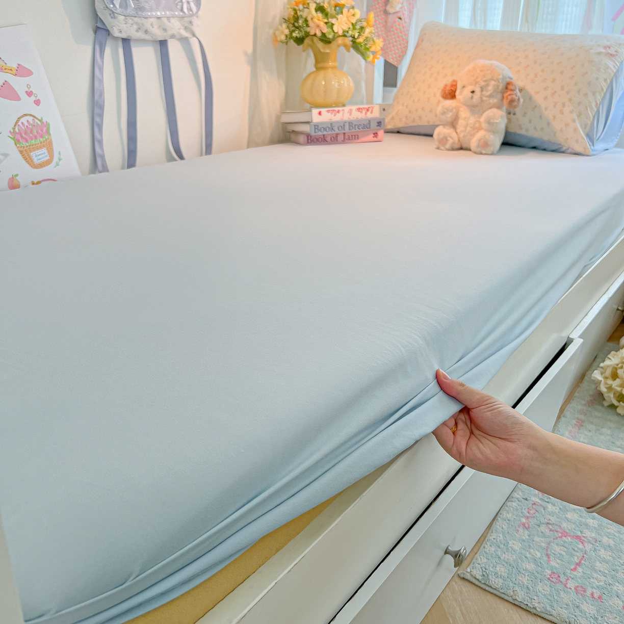 91家纺网 家纺一手货源 找家纺 盼季家纺 2025新款奶油风小清新学生宿舍床上三件套寝室上下铺床单被套床笠三件套 简单款-碎花萌萌熊