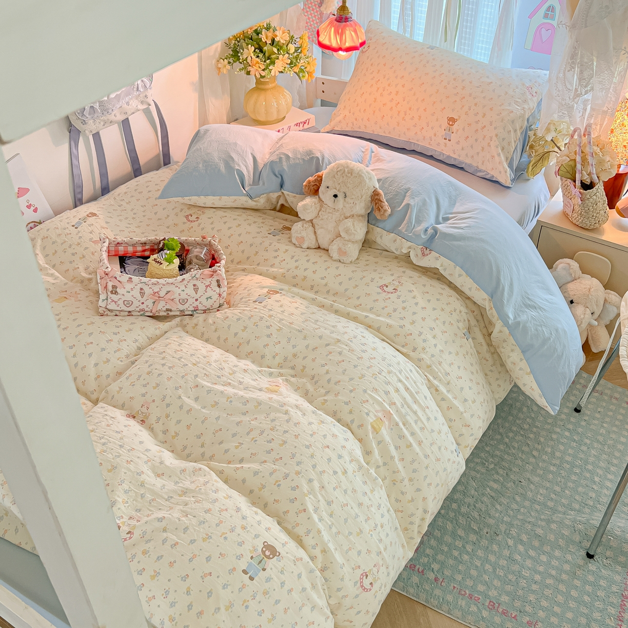 91家纺网 家纺一手货源 找家纺 盼季家纺 2025新款奶油风小清新学生宿舍床上三件套寝室上下铺床单被套床笠三件套 简单款-碎花萌萌熊