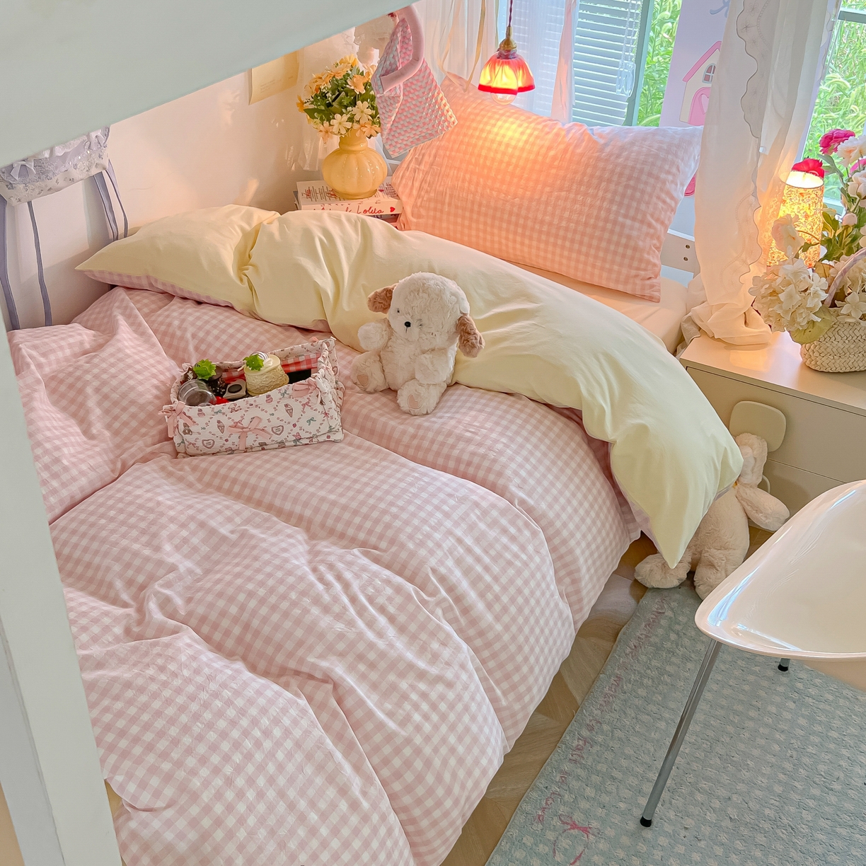 91家纺网 家纺一手货源 找家纺 盼季家纺 2025新款奶油风小清新学生宿舍床上三件套寝室上下铺床单被套床笠三件套 简单款-浅粉格