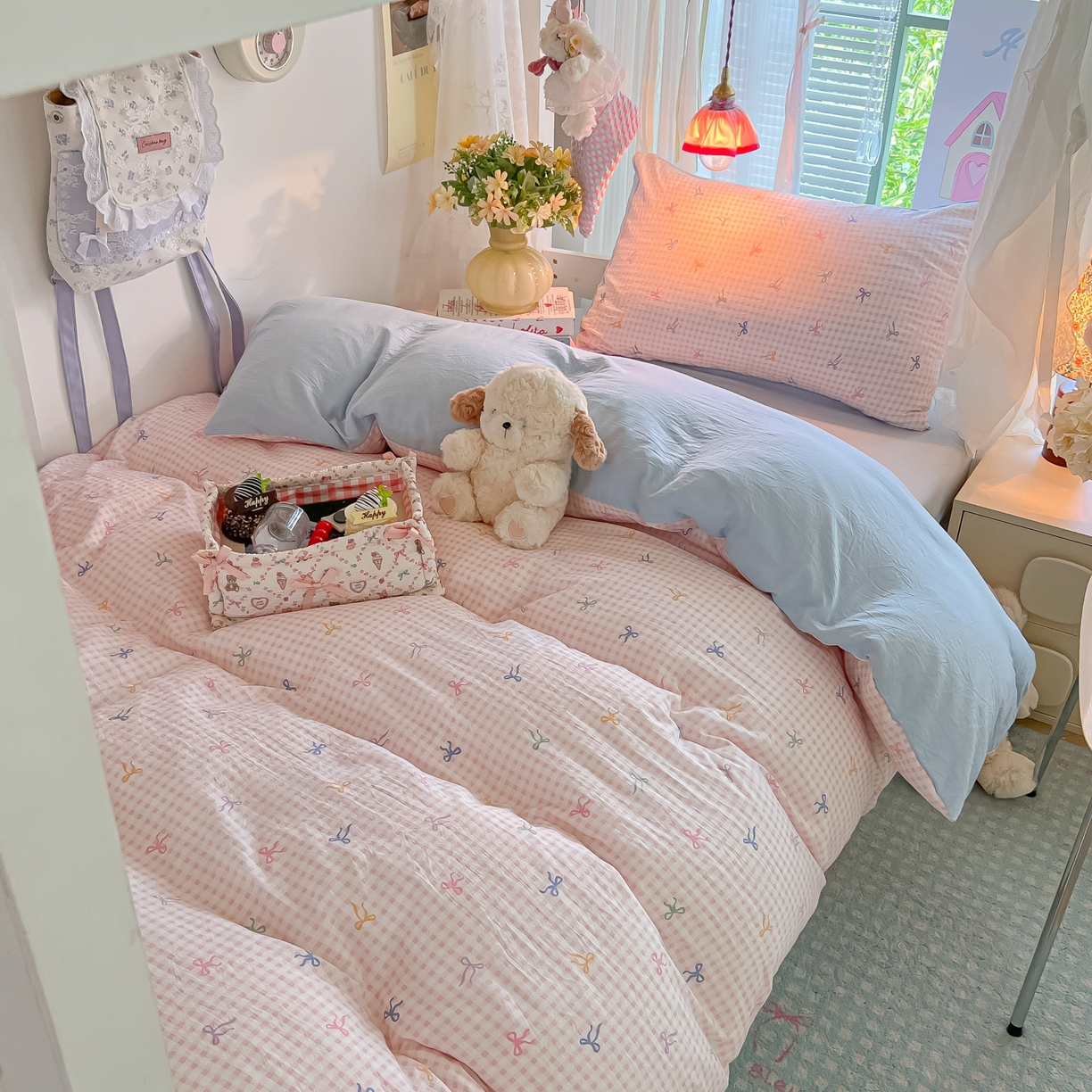 91家纺网 家纺一手货源 找家纺 盼季家纺 2025新款奶油风小清新学生宿舍床上三件套寝室上下铺床单被套床笠三件套 简单款-蝴蝶结粉格