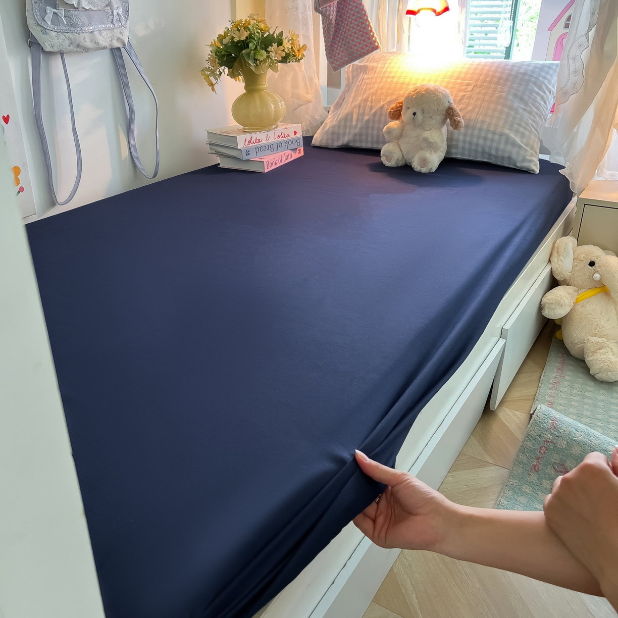 91家纺网 家纺一手货源 找家纺 盼季家纺 2025新款奶油风小清新学生宿舍床上三件套寝室上下铺床单被套床笠三件套 简单款-浅蓝格藏青