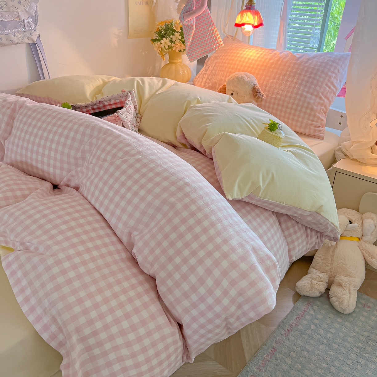 91家纺网 家纺一手货源 找家纺 盼季家纺 2025新款奶油风小清新学生宿舍床上三件套寝室上下铺床单被套床笠三件套 简单款-浅粉格