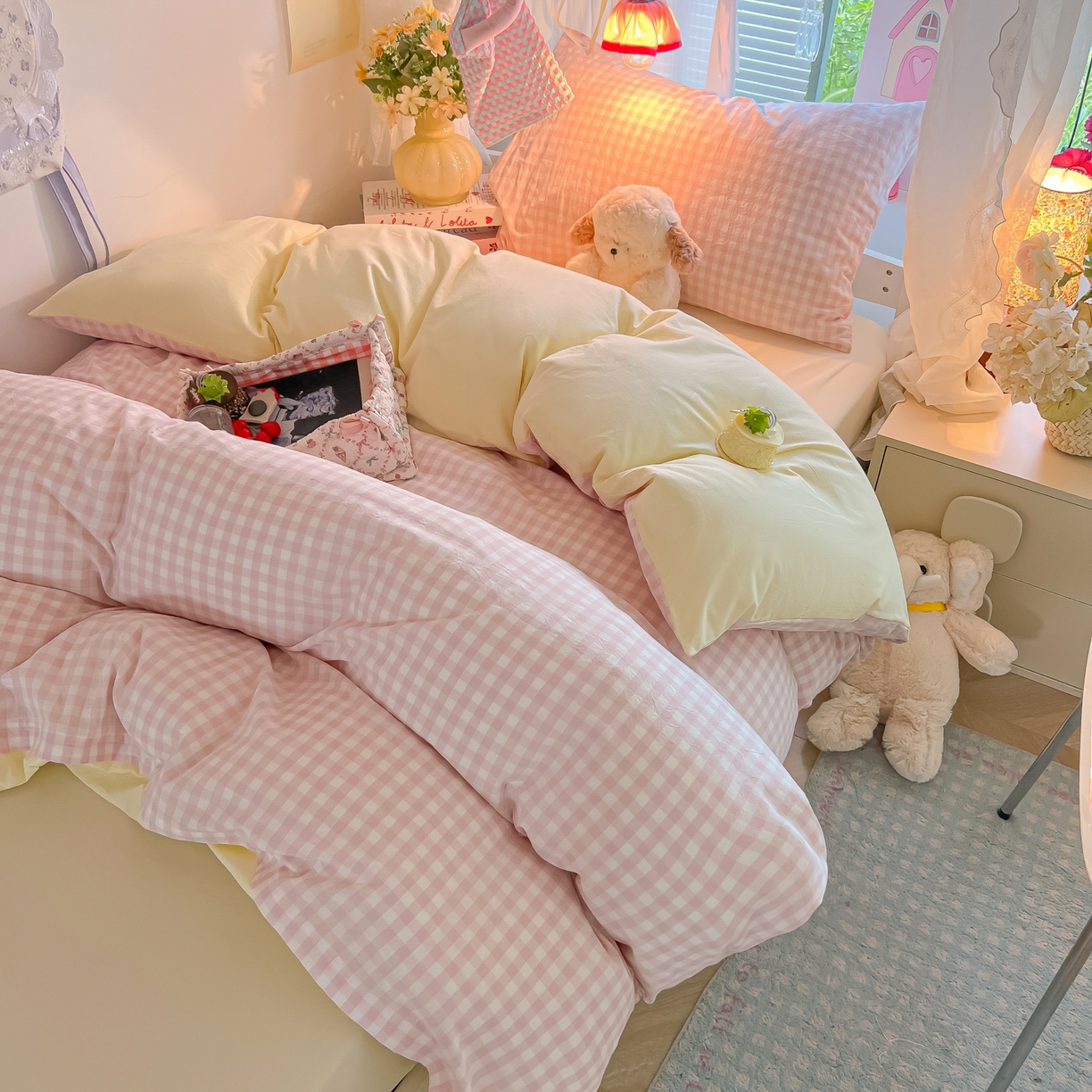 91家纺网 家纺一手货源 找家纺 盼季家纺 2025新款奶油风小清新学生宿舍床上三件套寝室上下铺床单被套床笠三件套 简单款-浅粉格