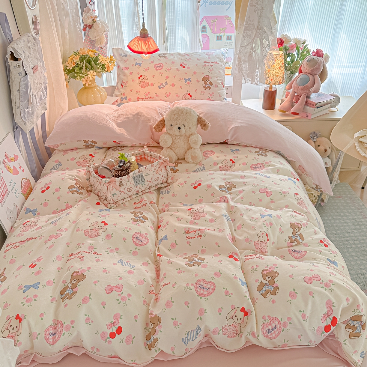 91家纺网 家纺一手货源 找家纺 盼季家纺 2025新款奶油风小清新学生宿舍床上三件套寝室上下铺床单被套床笠三件套 简单款-糖果小熊