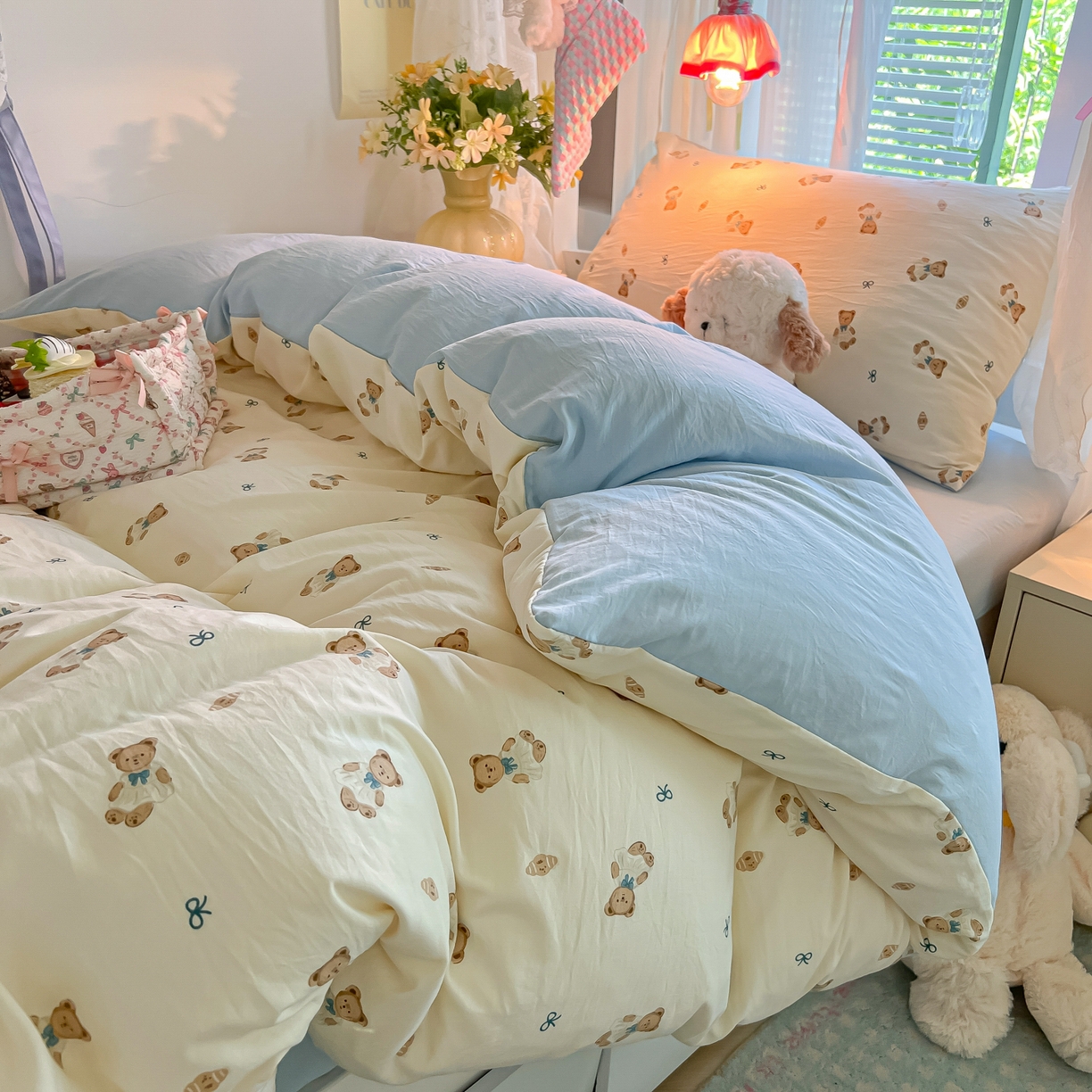 91家纺网 家纺一手货源 找家纺 盼季家纺 2025新款奶油风小清新学生宿舍床上三件套寝室上下铺床单被套床笠三件套 简单款-蝴蝶结小熊