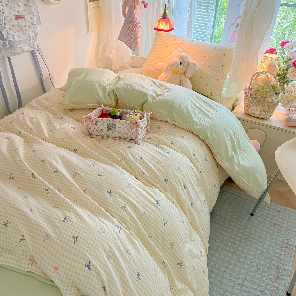 91家纺网 家纺一手货源 找家纺 盼季家纺 2025新款奶油风小清新学生宿舍床上三件套寝室上下铺床单被套床笠三件套 简单款-黄格蝴蝶结