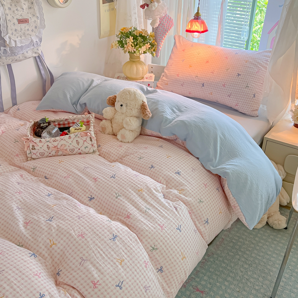 91家纺网 家纺一手货源 找家纺 盼季家纺 2025新款奶油风小清新学生宿舍床上三件套寝室上下铺床单被套床笠三件套 简单款-蝴蝶结粉格