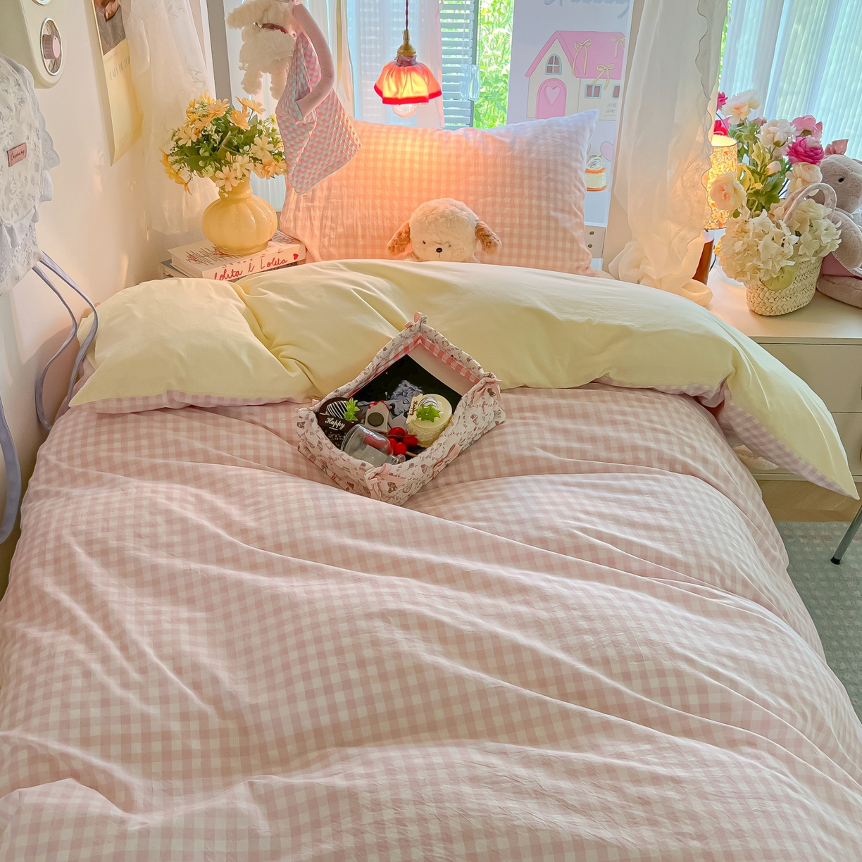 91家纺网 家纺一手货源 找家纺 盼季家纺 2025新款奶油风小清新学生宿舍床上三件套寝室上下铺床单被套床笠三件套 简单款-浅粉格