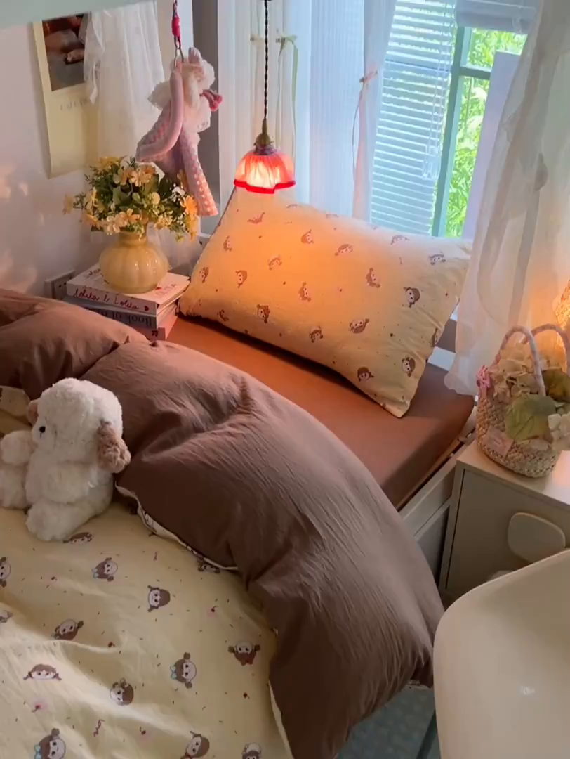 91家纺网 家纺一手货源 找家纺 盼季家纺 2025新款奶油风小清新学生宿舍床上三件套寝室上下铺床单被套床笠三件套 简单款-巧乐力女孩