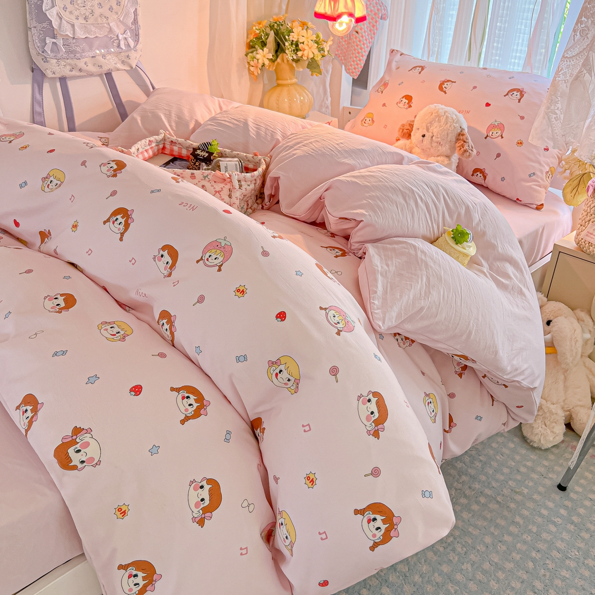 91家纺网 家纺一手货源 找家纺 盼季家纺 2025新款奶油风小清新学生宿舍床上三件套寝室上下铺床单被套床笠三件套 简单款-不二小女孩