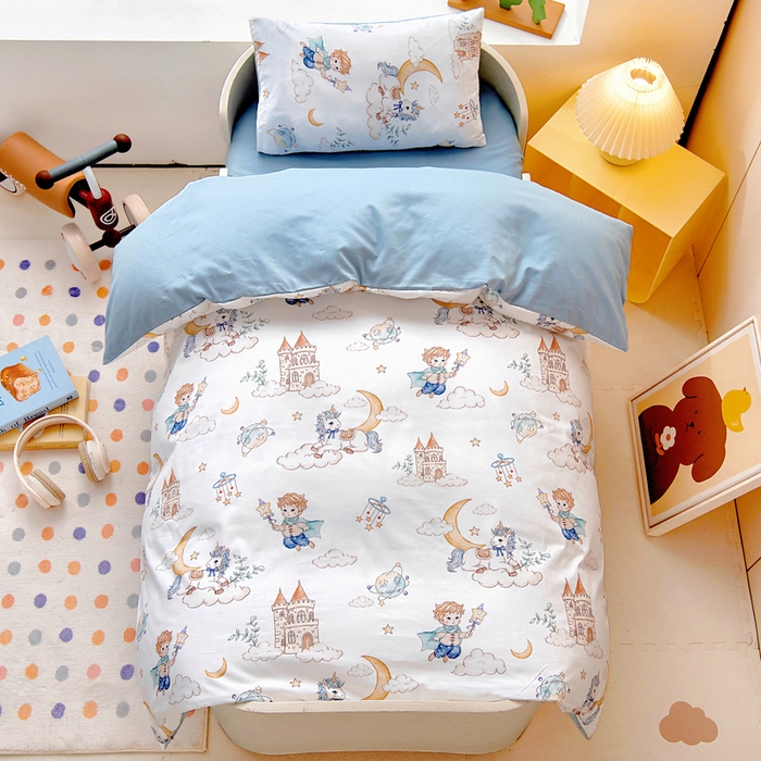 91家纺网 家纺一手货源 找家纺 （总）梵赫 2025新款纯棉A类50*50数码卡通小版婴童套件幼儿园三件套