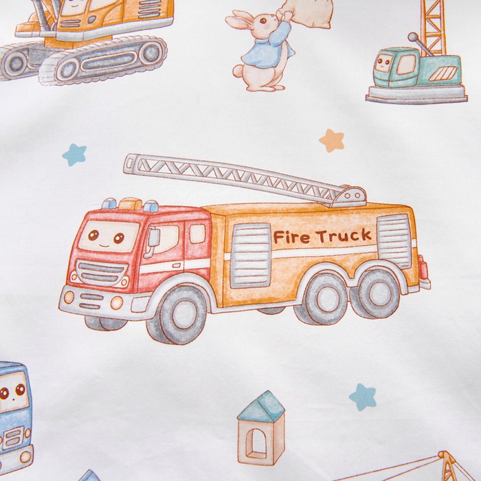 91家纺网 家纺一手货源 找家纺 梵赫 2025新款纯棉A类50*50数码卡通小版婴童套件幼儿园三件套 工程车乐园