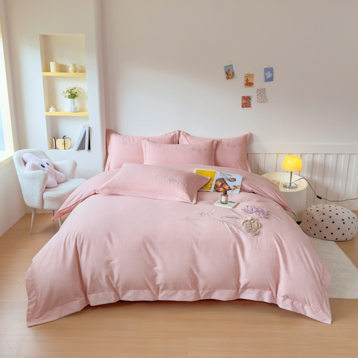 91家纺网 家纺一手货源 找家纺 江南春家纺 [雅—轻绒]2025全棉高支高密立体刺绣生态磨毛加绒四件套 玫瑰物语-珍珠砂