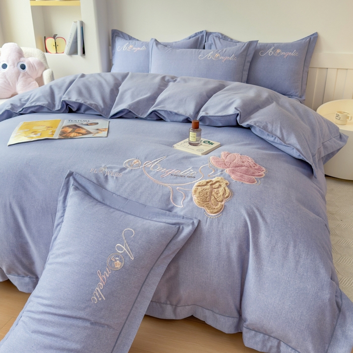 江南春家纺 [雅—轻绒]2025全棉高支高密立体刺绣生态磨毛加绒四件套 玫瑰物语-雾蓝灰