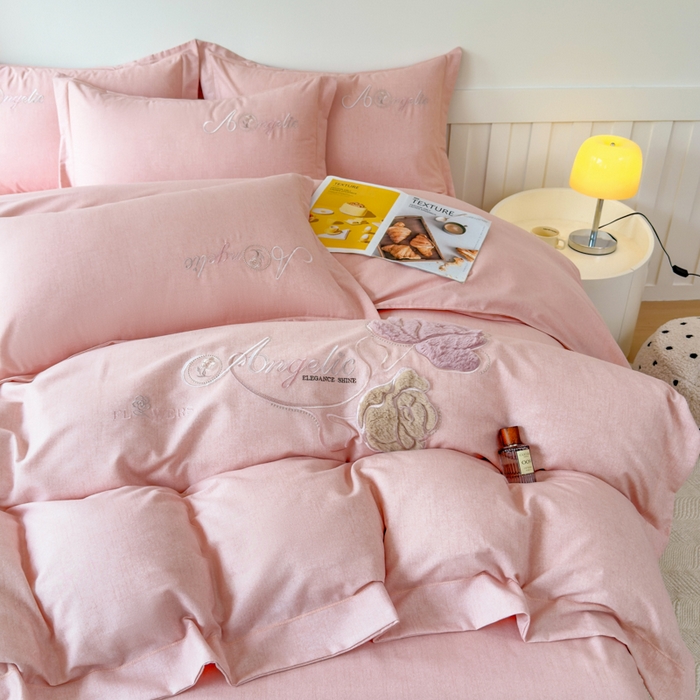 91家纺网 家纺一手货源 找家纺 江南春家纺 [雅—轻绒]2025全棉高支高密立体刺绣生态磨毛加绒四件套 玫瑰物语-珍珠砂