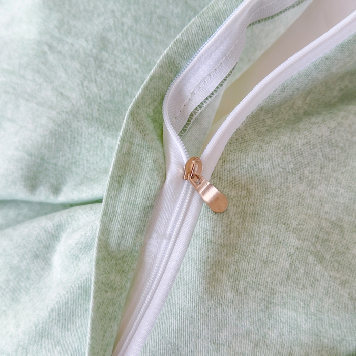 91家纺网 家纺一手货源 找家纺 江南春家纺 [雅—轻绒]2025全棉高支高密立体刺绣生态磨毛加绒四件套 玫瑰物语-竹青绿