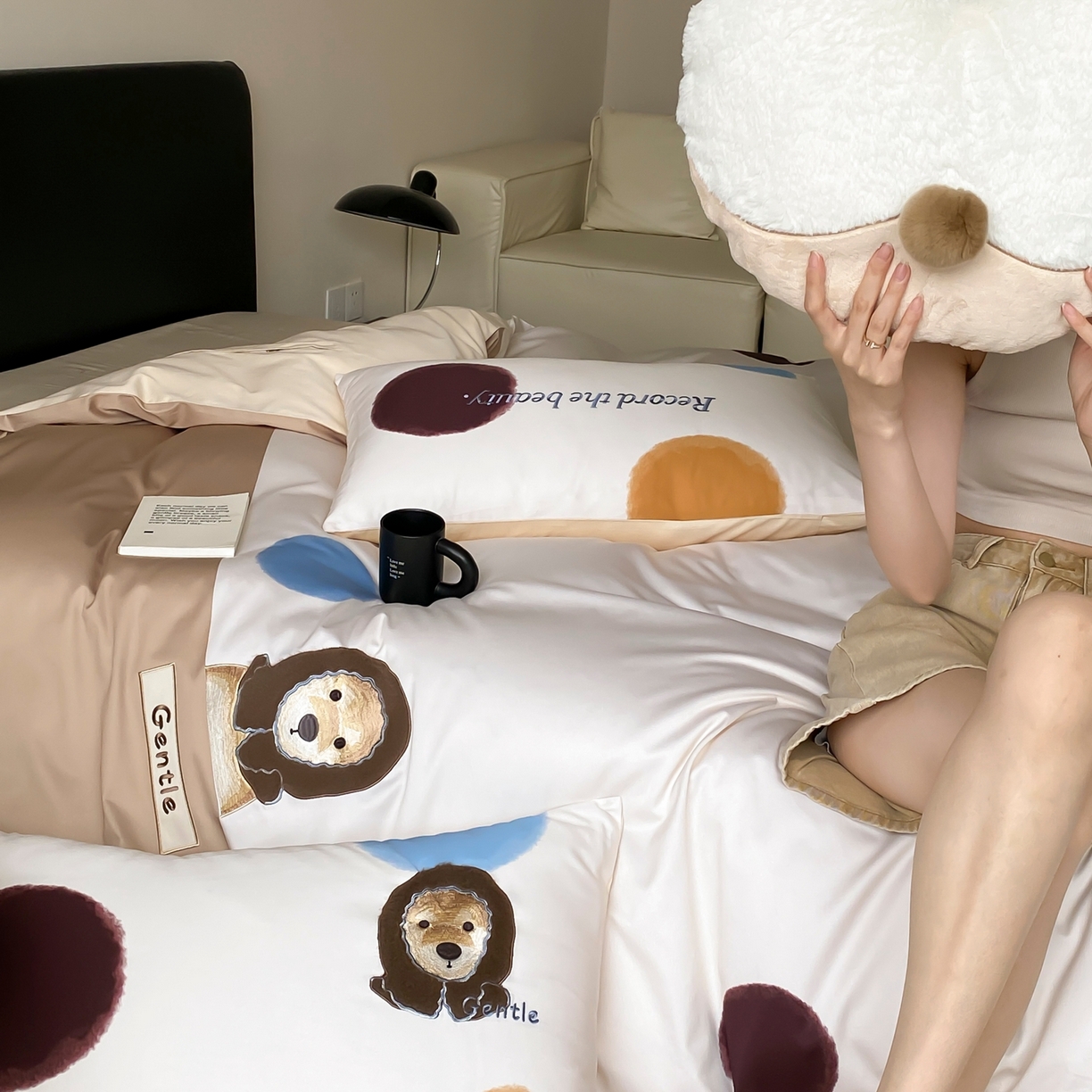 91家纺网 家纺一手货源 找家纺 （总）初拾 2025新款100s全棉治愈系卡通四件套-波点小柴（会员减20）