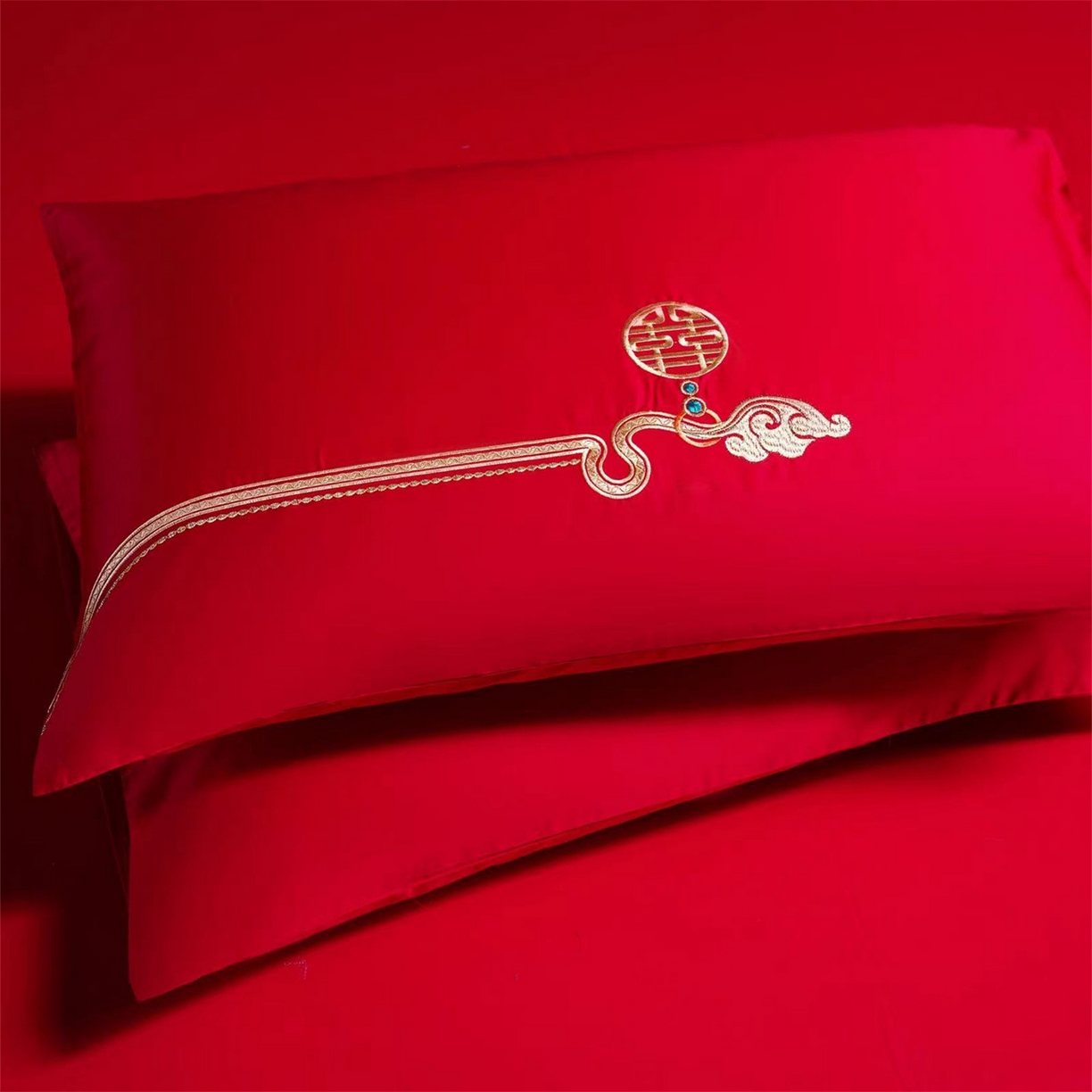 91家纺网 家纺一手货源 找家纺 美娘阁 2025新款长绒棉全棉贡缎提花款新中式古典韵味精美刺绣婚庆四件套-系列三国色天姿