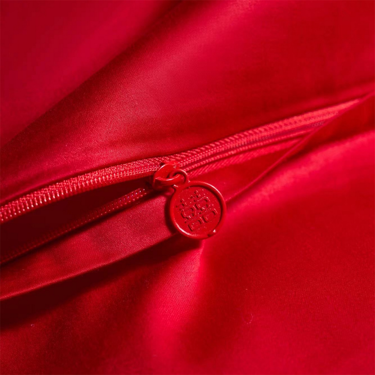 91家纺网 家纺一手货源 找家纺 美娘阁 2025新款长绒棉全棉贡缎提花款新中式古典韵味精美刺绣婚庆四件套-系列三国色天姿