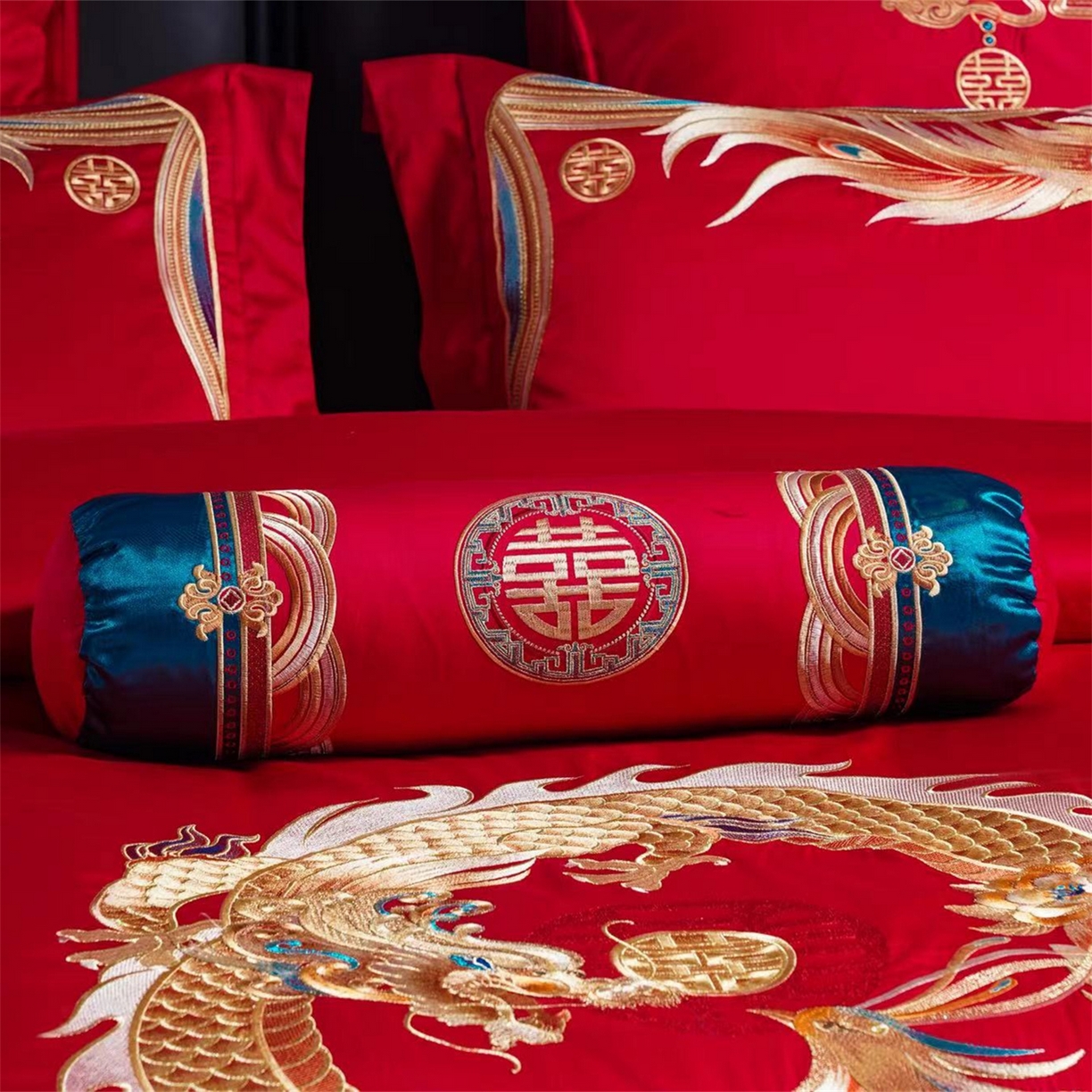 91家纺网 家纺一手货源 找家纺 美娘阁 2025新款长绒棉全棉贡缎提花款新中式古典韵味精美刺绣婚庆四件套-系列三国色天姿