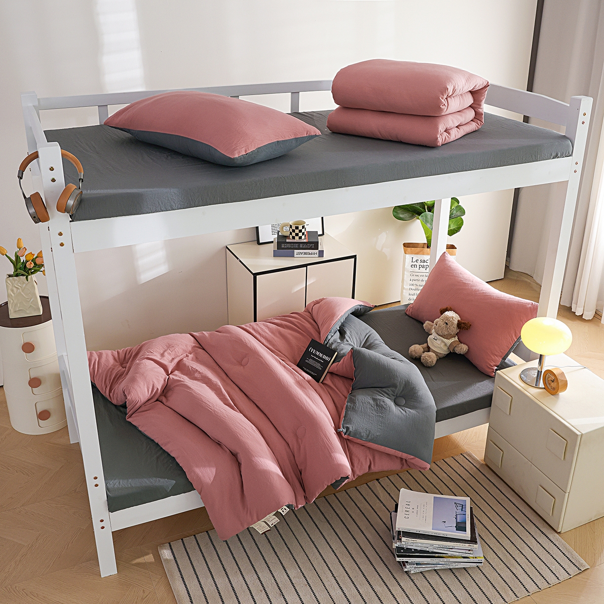 91家纺网 家纺一手货源 找家纺 益多眠 2026新款双拼云朵被被子被芯 双拼系列-豆沙+深灰