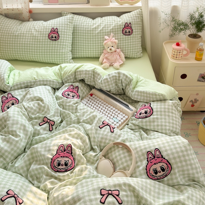 91家纺网 家纺一手货源 找家纺 （总）老K (原美阁） 2025新款学生季A类云朵棉毛巾绣四件套