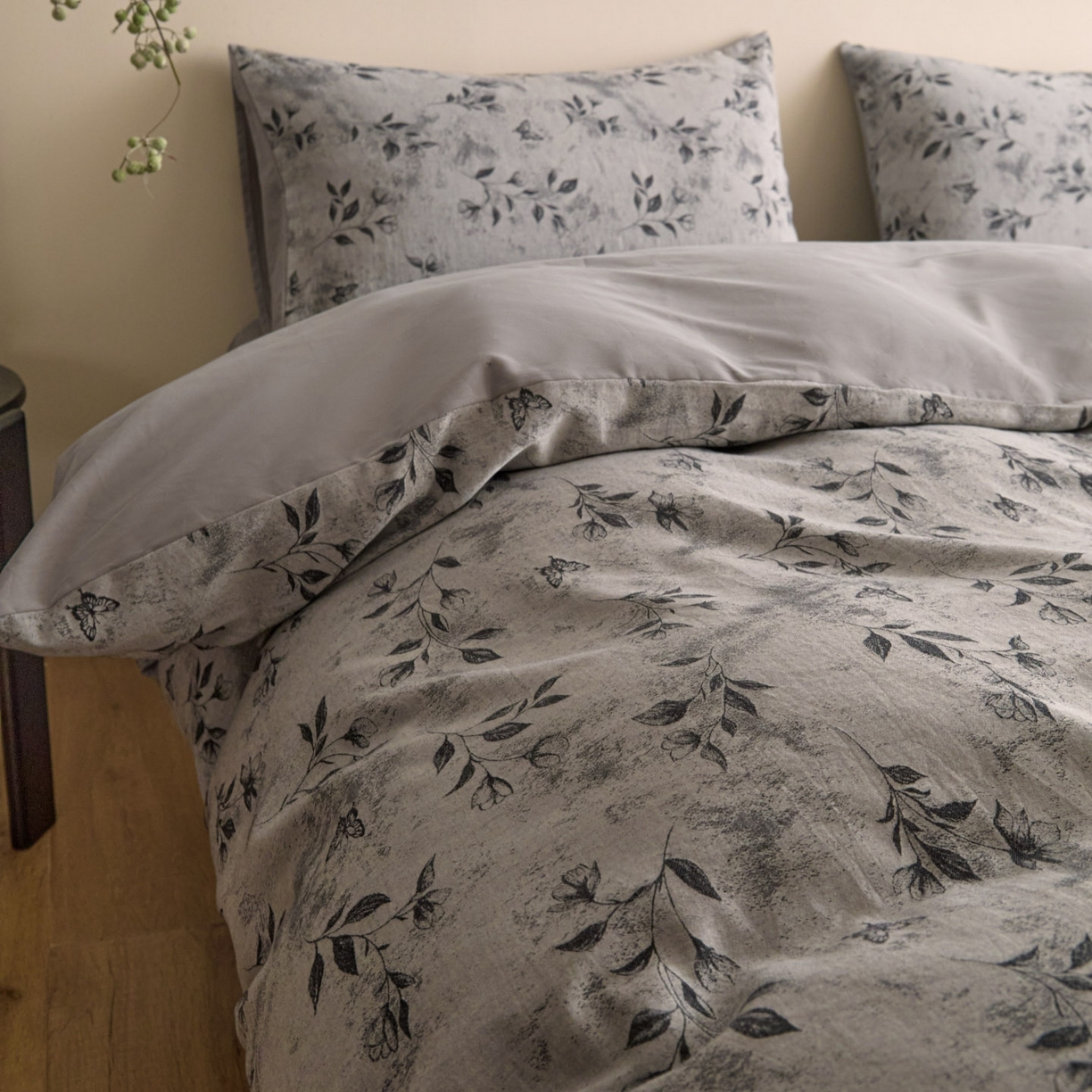 91家纺网 家纺一手货源 找家纺 （总）ab家纺 2025新款全棉提花磨毛四件套-花雨漫漫