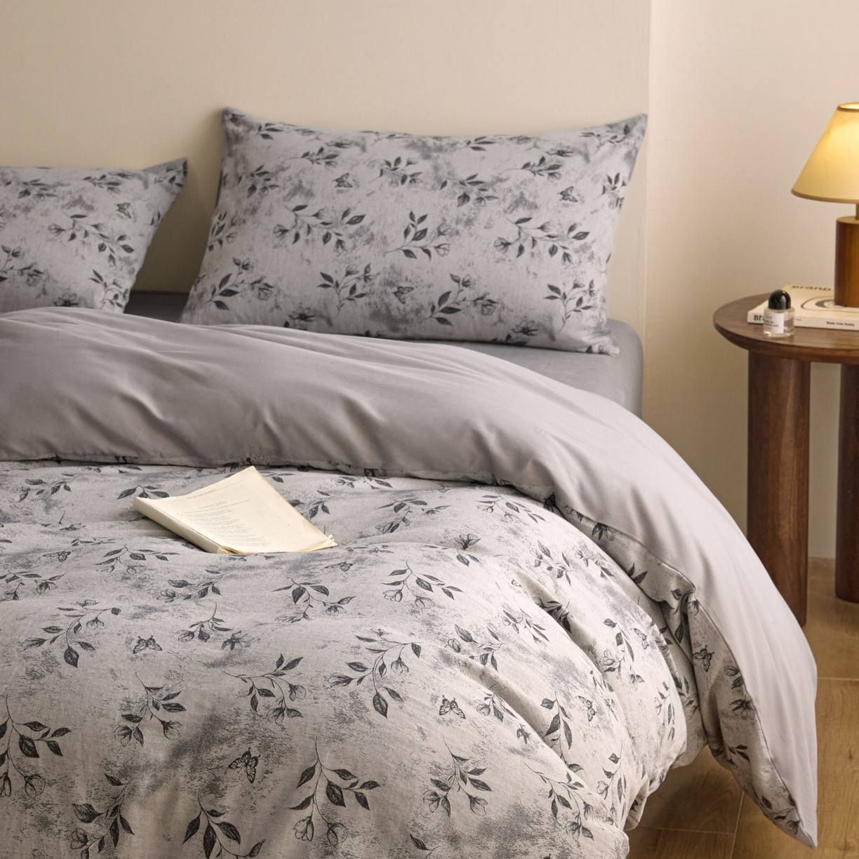 91家纺网 家纺一手货源 找家纺 （总）ab家纺 2025新款全棉提花磨毛四件套-花雨漫漫