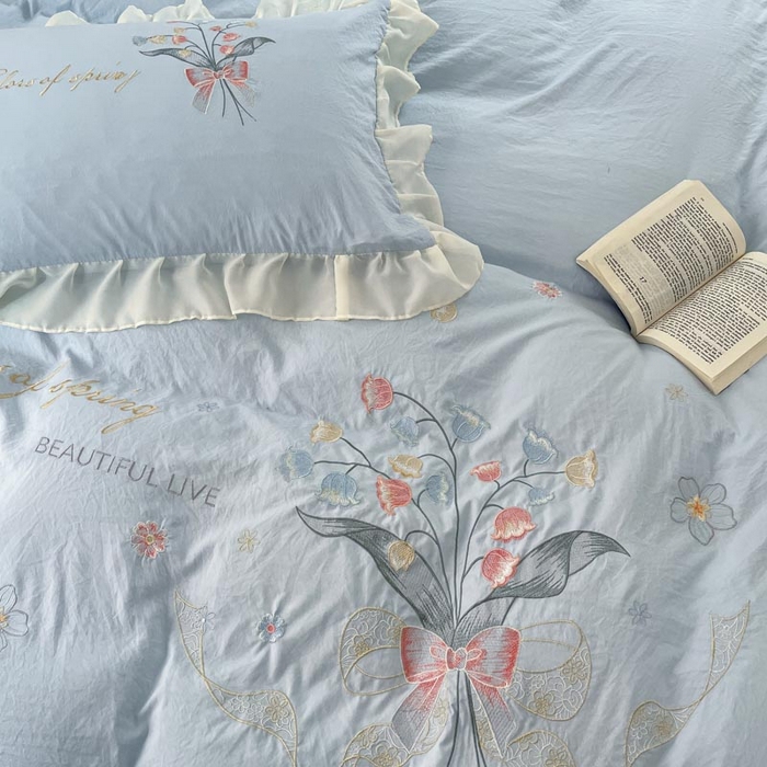 91家纺网 家纺一手货源 找家纺 ab家纺 2025新款水洗棉绣花四件套-铃兰语 铃兰语  天空蓝